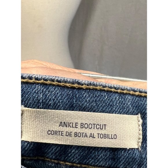 NWT Universal Thread Women’s Jeans, size 17/L fitted hip and thigh Open hem Stre - Picture 14 of 16